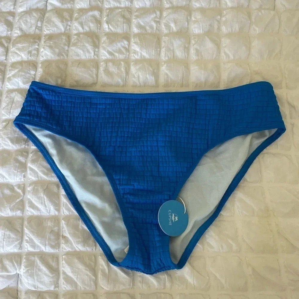 Cupshe blue textured bikini bottom
